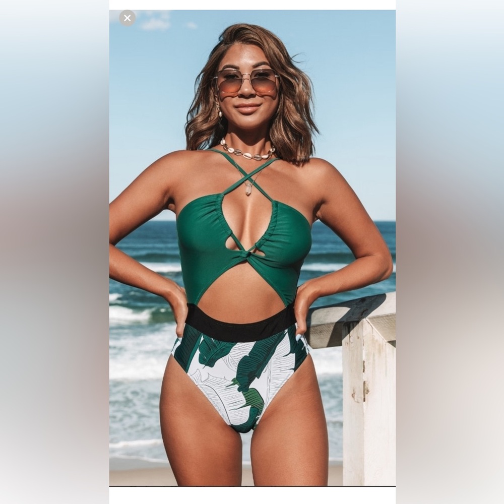 Cupshe Green and White One Piece Swimsuit